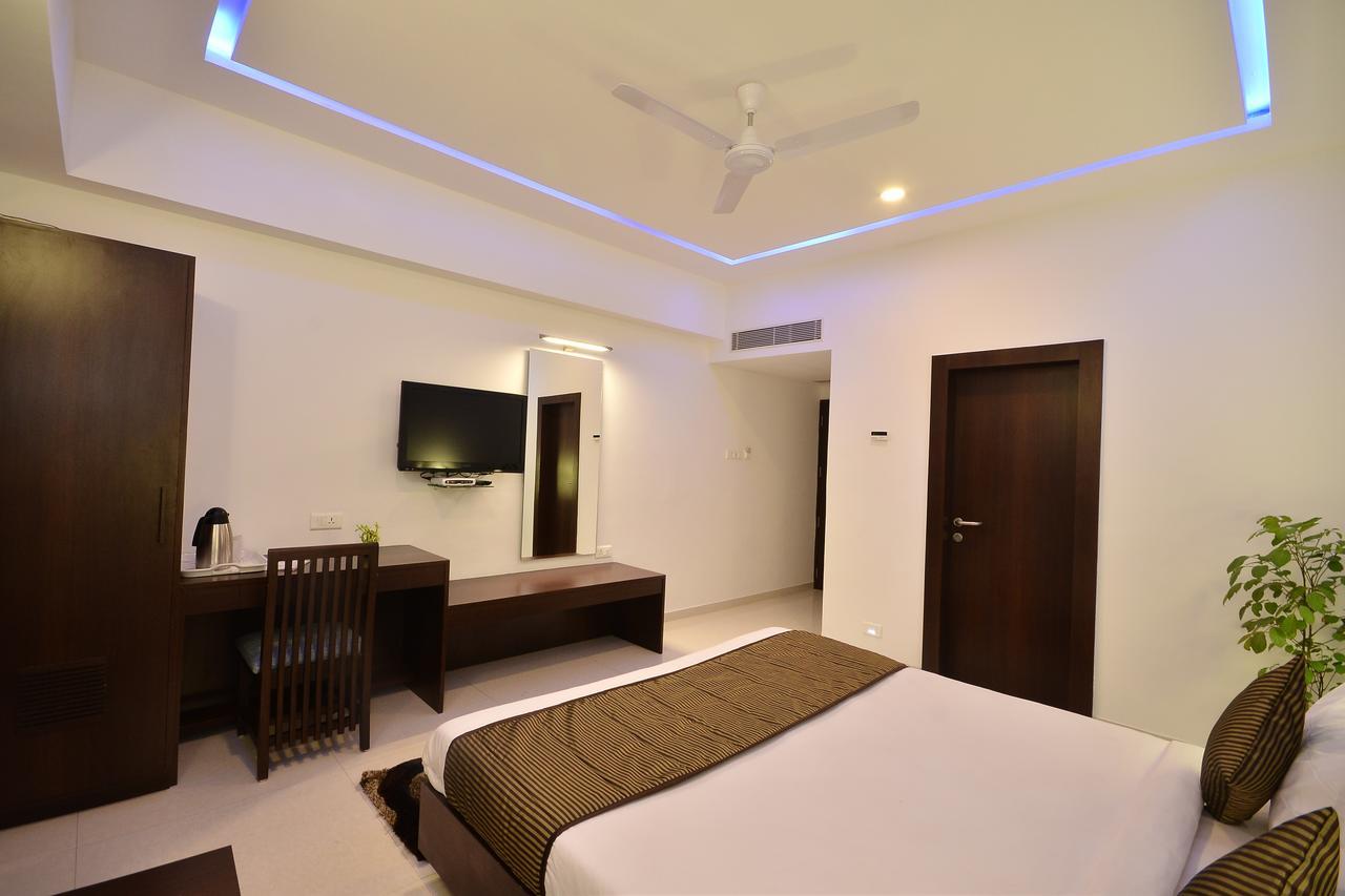Hotel The Sentosa Rajkot Extérieur photo